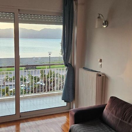 Nafpaktos Beach House Sea View Apartment First Floor Ngoại thất bức ảnh