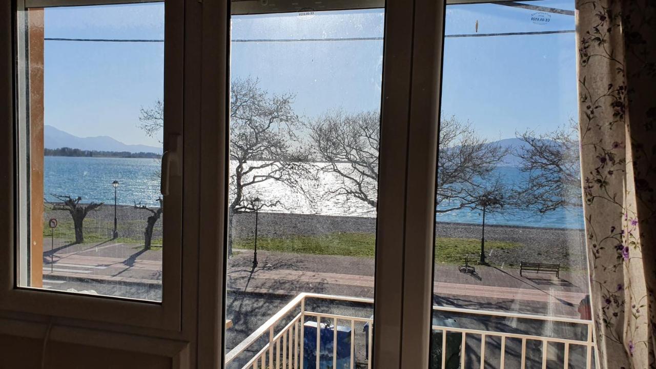 Nafpaktos Beach House Sea View Apartment First Floor Ngoại thất bức ảnh