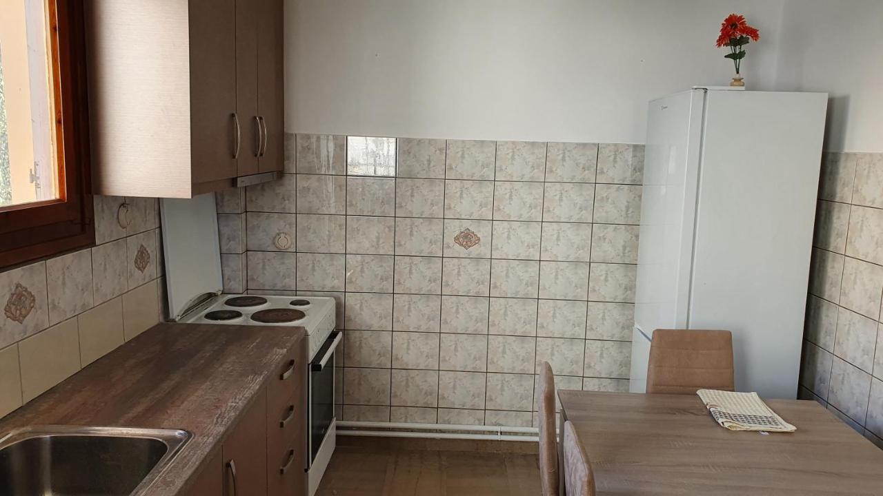 Nafpaktos Beach House Sea View Apartment First Floor Ngoại thất bức ảnh