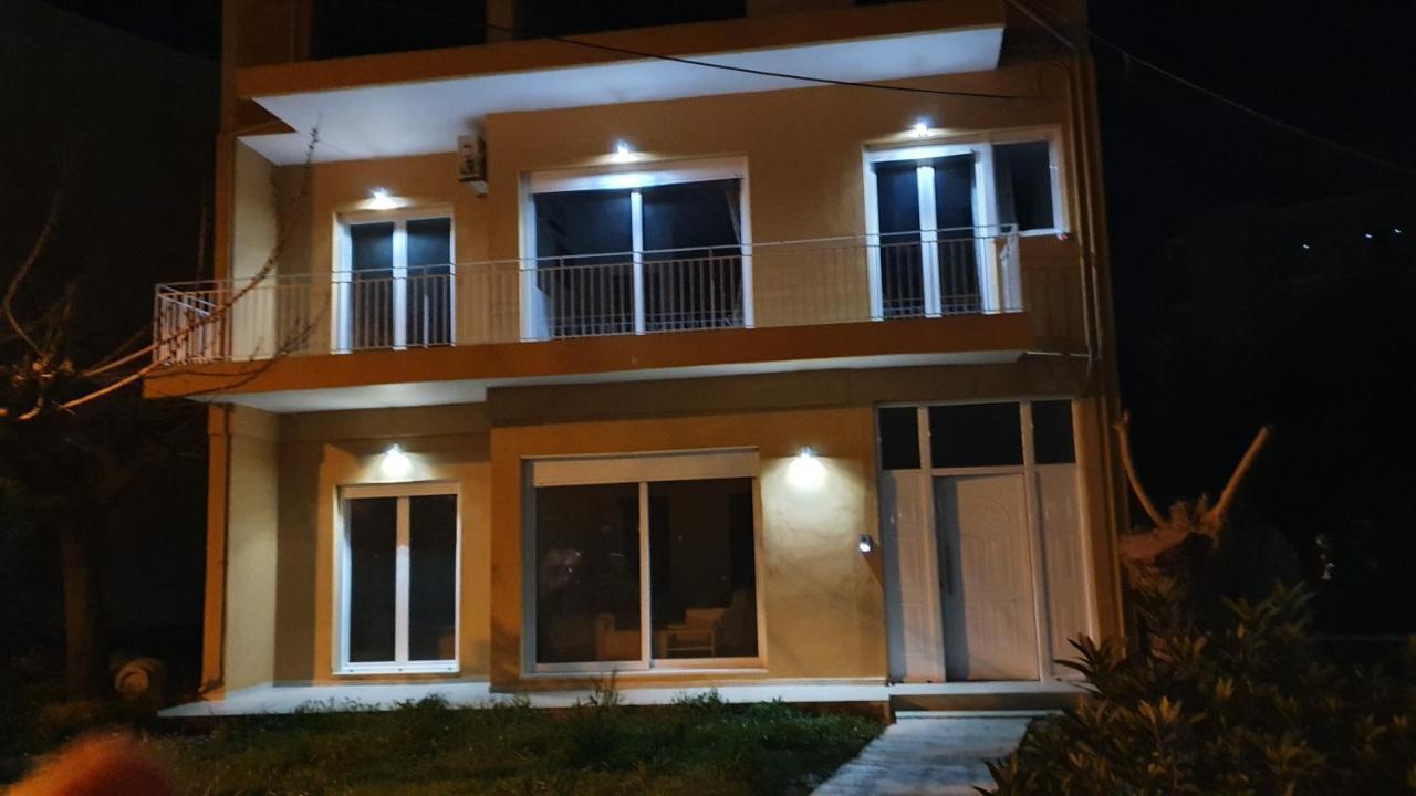 Nafpaktos Beach House Sea View Apartment First Floor Ngoại thất bức ảnh