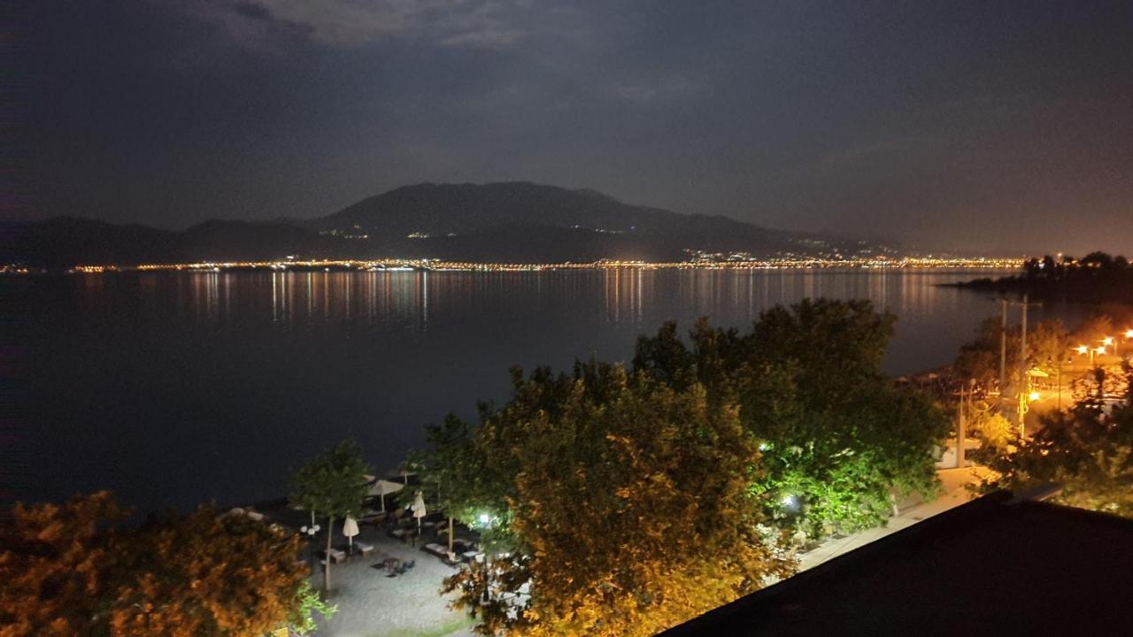 Nafpaktos Beach House Sea View Apartment First Floor Ngoại thất bức ảnh