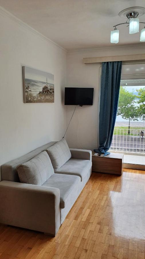 Nafpaktos Beach House Sea View Apartment First Floor Ngoại thất bức ảnh